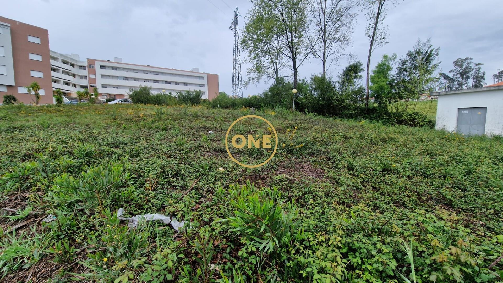 Land for sale in Santa Maria da Feira, Portugal — €135,000