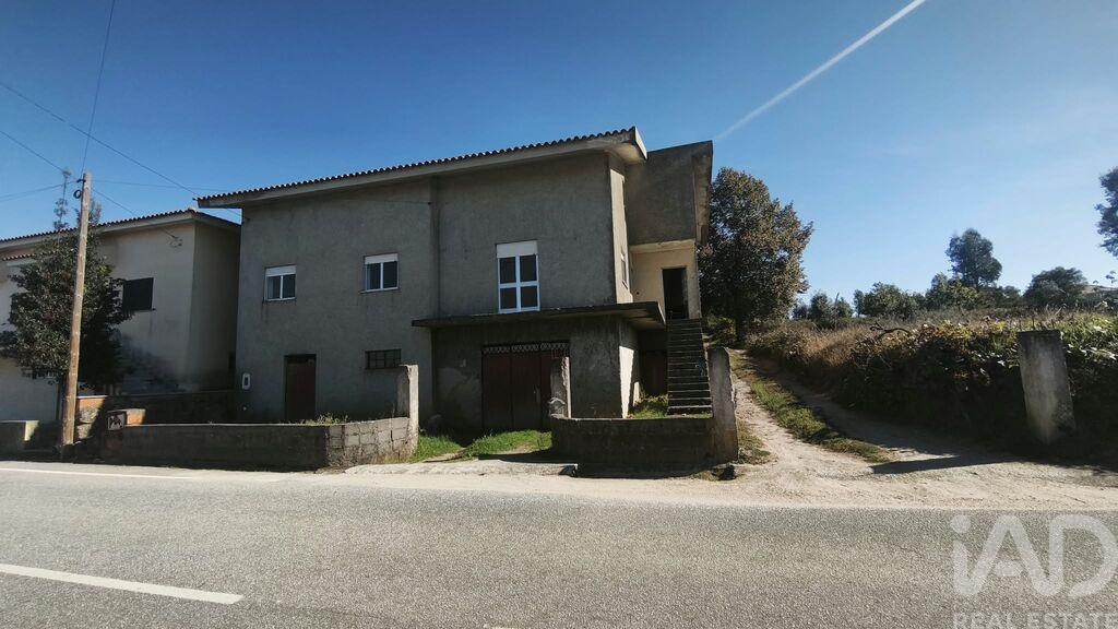 House in Lagos da Beira - Image 2
