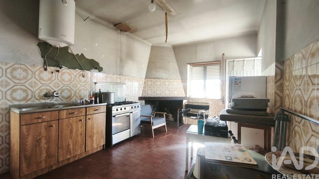 House in Lagos da Beira - Image 4