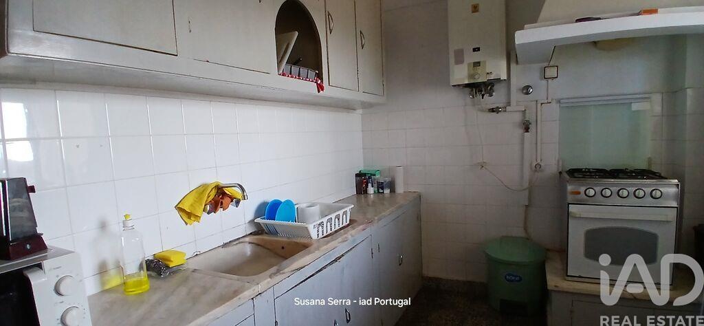 Apartment in Portalegre - Image 5