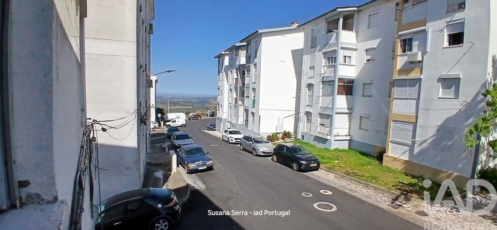 Apartment in Portalegre - Image 3