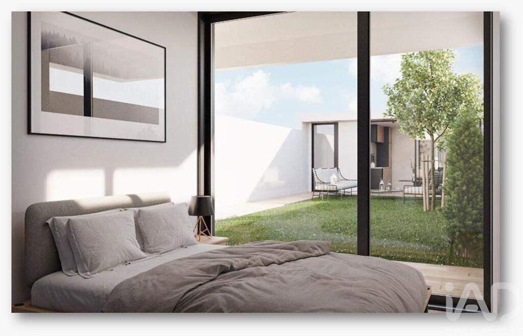 Apartment in Vila Nova de Gaia - Image 2