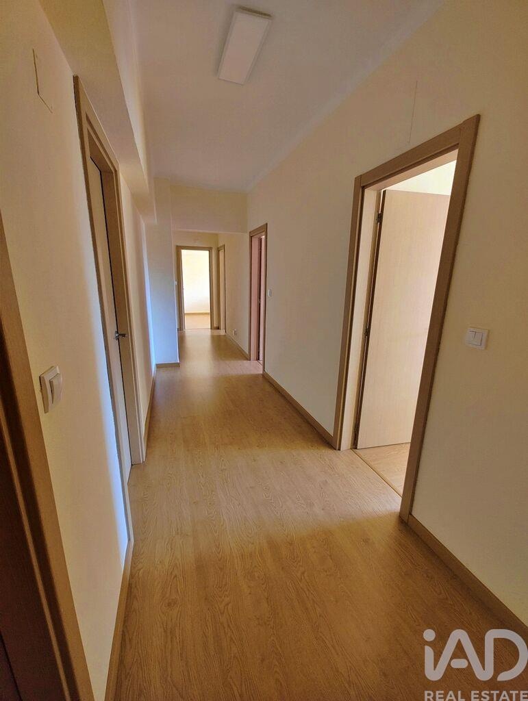 Apartment in Rio Maior - view 1