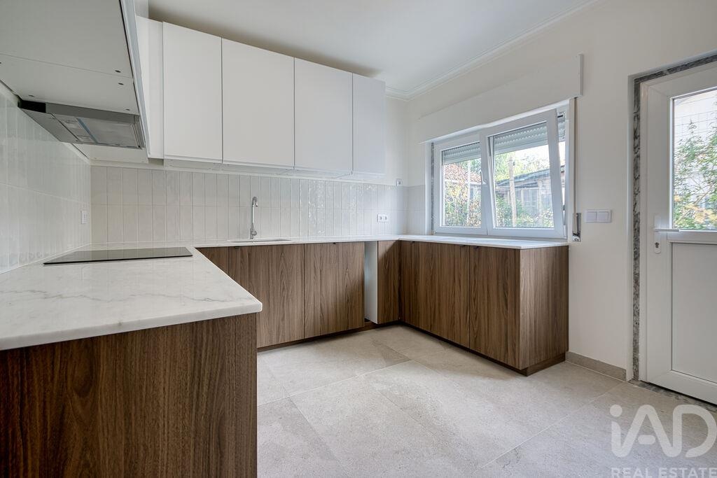 House in Vale de Santarem - Image 4