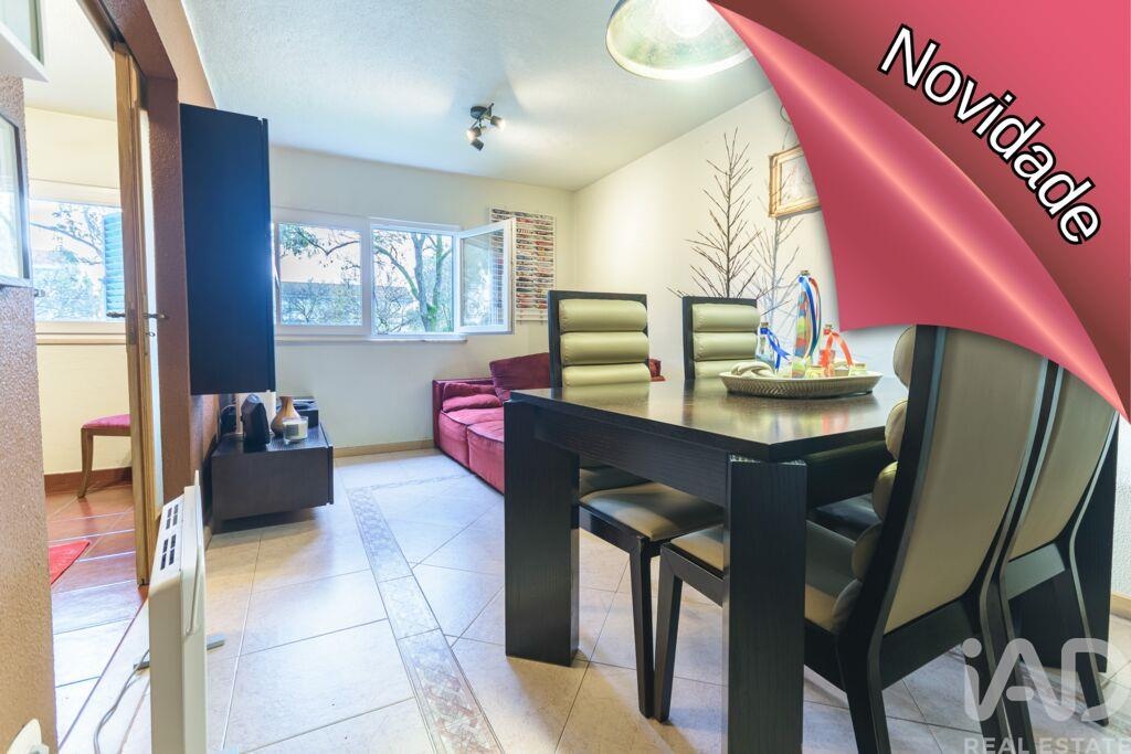 Apartment in Olivais - view 1