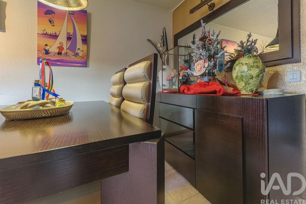 Apartment in Olivais - Image 5