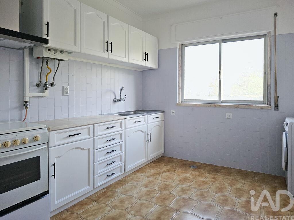 Apartment in Seixal - view 1