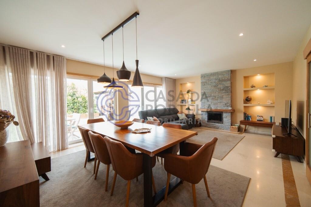 3-bedroom house with patio and terrace in Manique (Alcabideche, Cascais)
