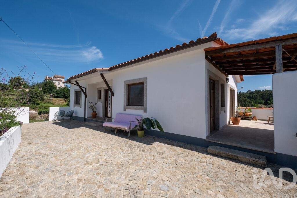 House in Coja - Image 3