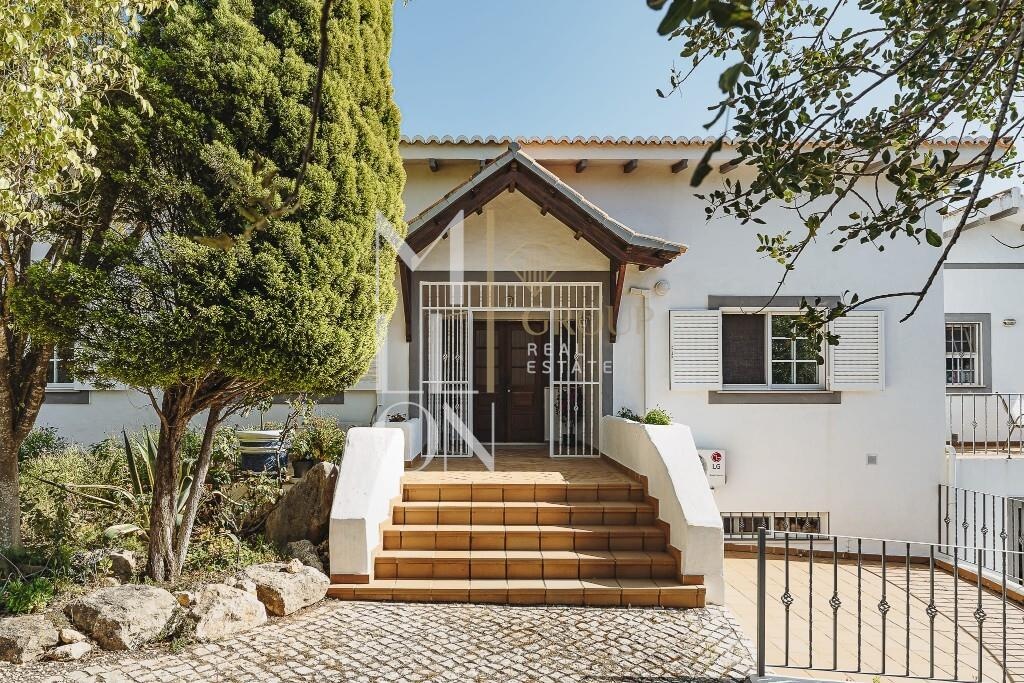 Moradia Térrea de Sonho com Piscina, Jardim e Total Privacidade – Boliqueime, Loulé