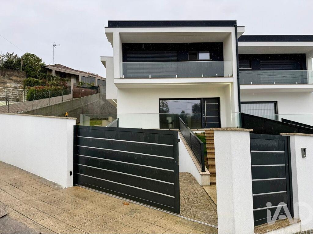 House in Recezinhos - view 1