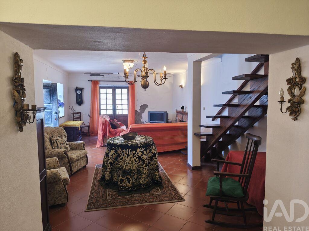 House in Miranda do Corvo - Image 5