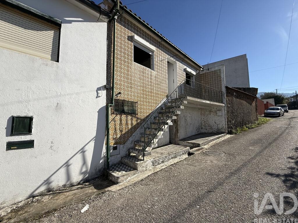 House in Miranda do Corvo - Image 5