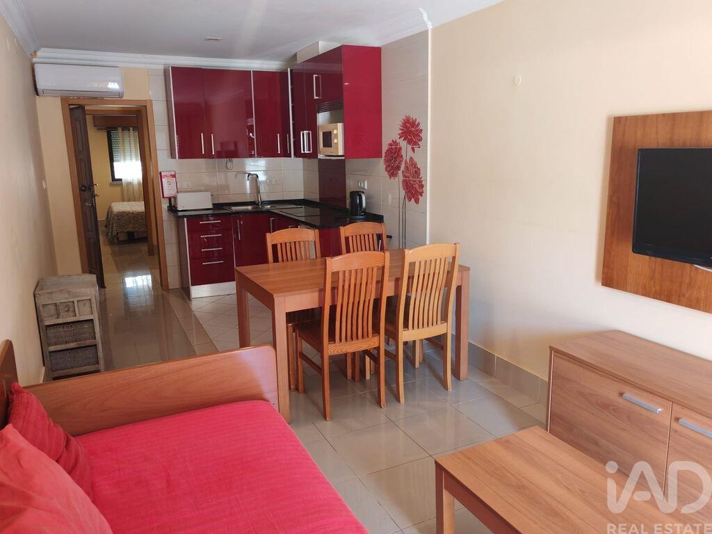 Apartment in Oura - Image 2