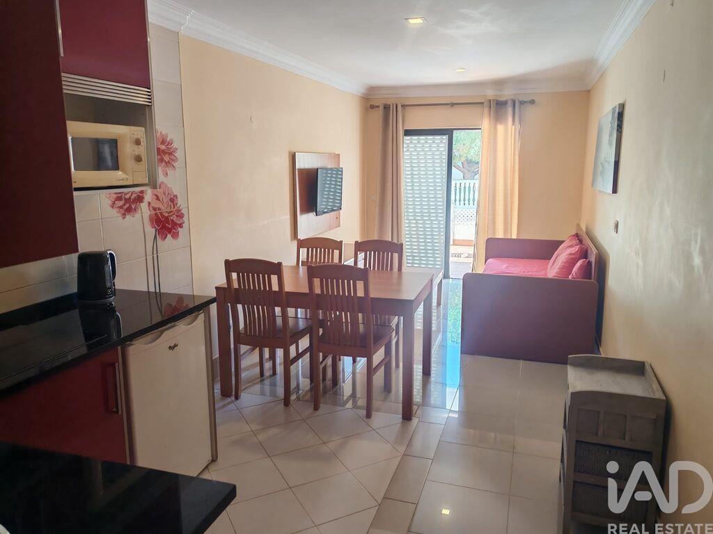 Apartment in Oura - Image 4