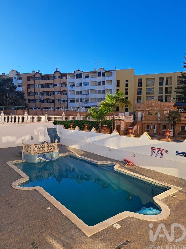 Apartment in Correeira - Image 3