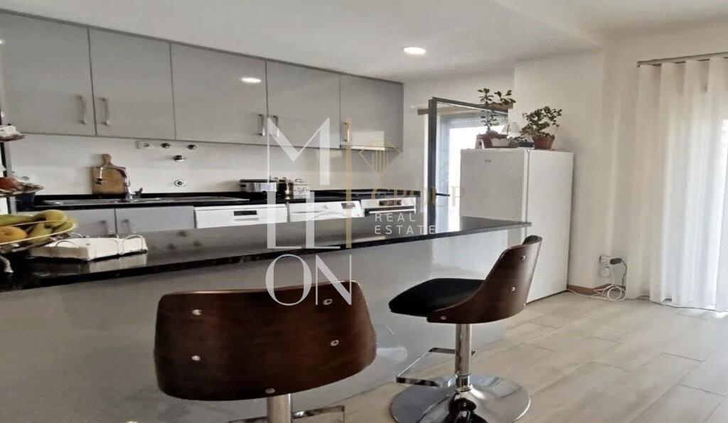 Apartamento T2 em Armação de Pêra junto à praia