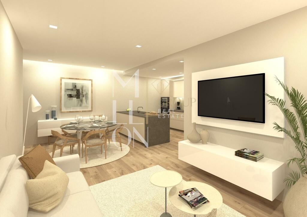 Apartamento de luxo com terraço de 140m², piscina privada, vista mar