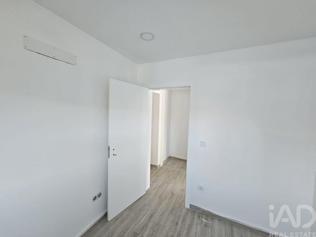 House in Sao Simao de Litem - Image 2