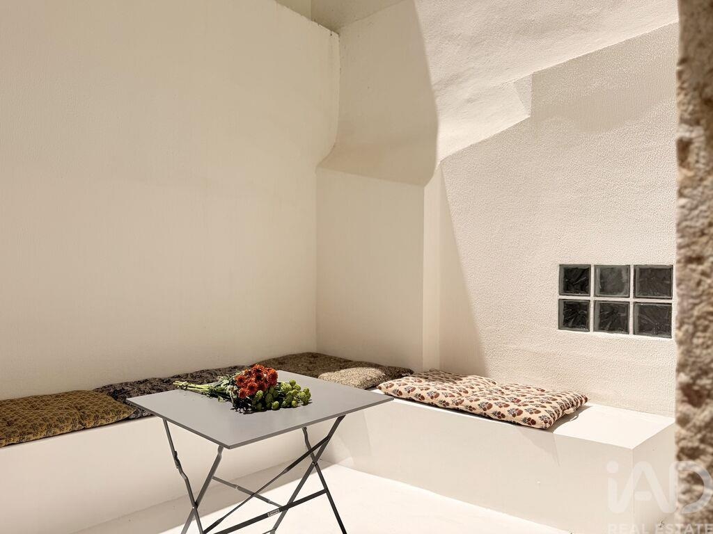 Apartment in Santa Maria Maior - view 1