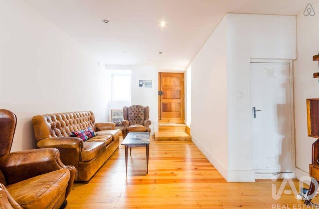 House in Lisbon - Image 2