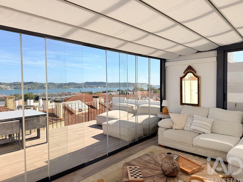 Apartment in Ajuda - view 1