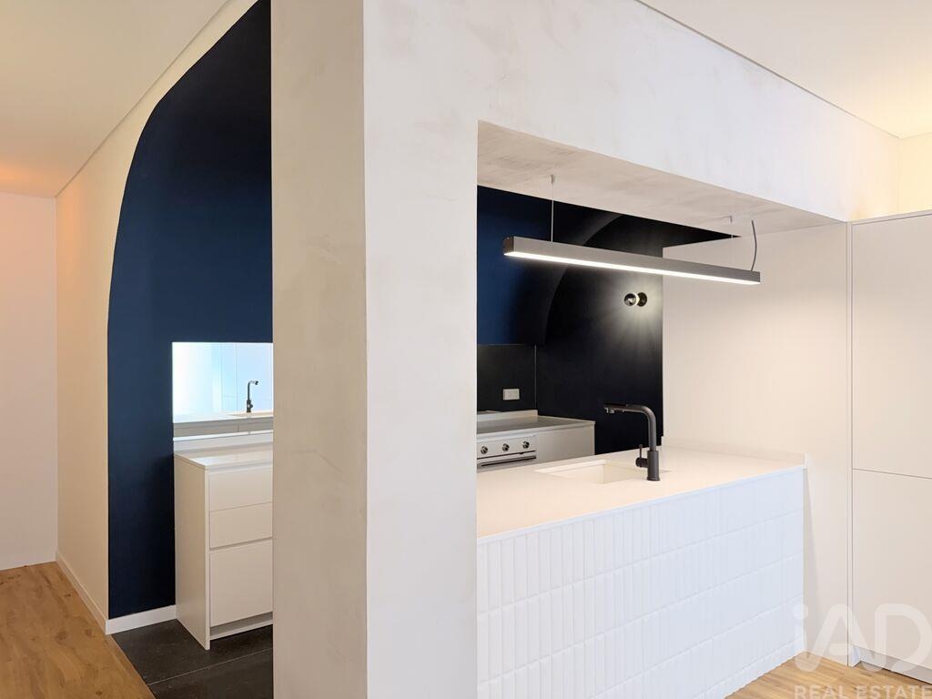 Apartment in Alcantara - Image 3