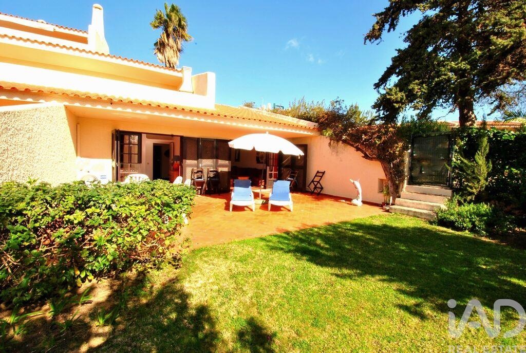 Apartment in Quarteira - Image 4