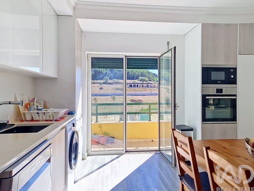 Apartment in Sao Miguel de Alcainca - view 1