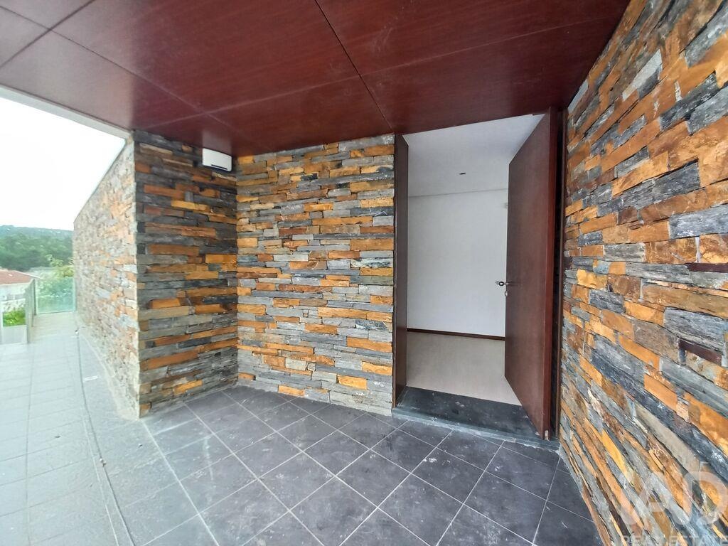 House in Abade de Neiva - view 1