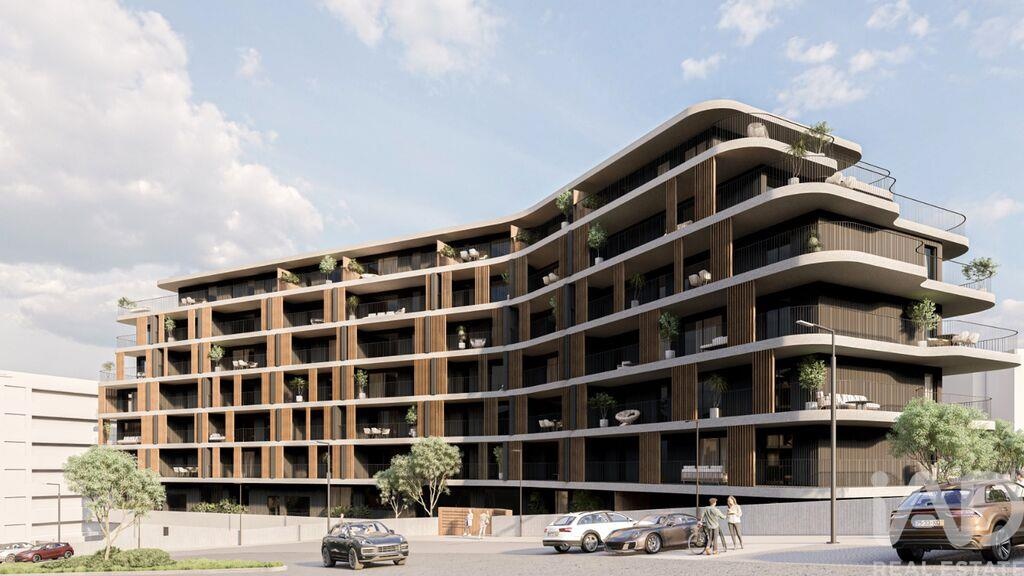 Apartment in Oliveira do Douro - Image 2