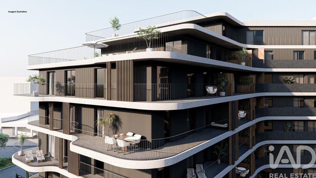 Apartment in Oliveira do Douro - view 1