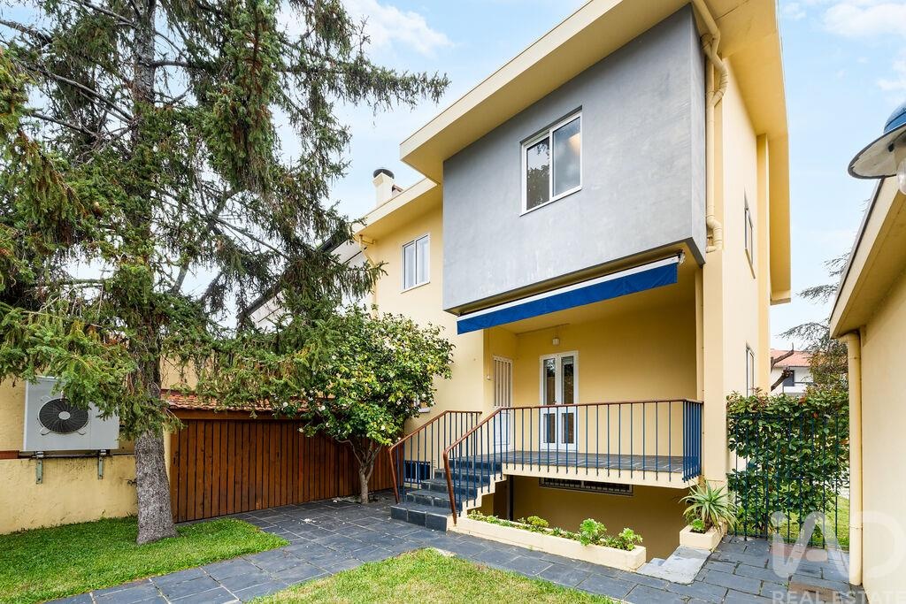 House in Senhora da Hora - Image 3