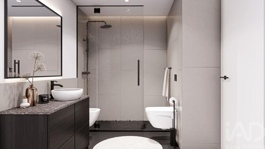 Apartment in Oliveira do Douro - Image 3