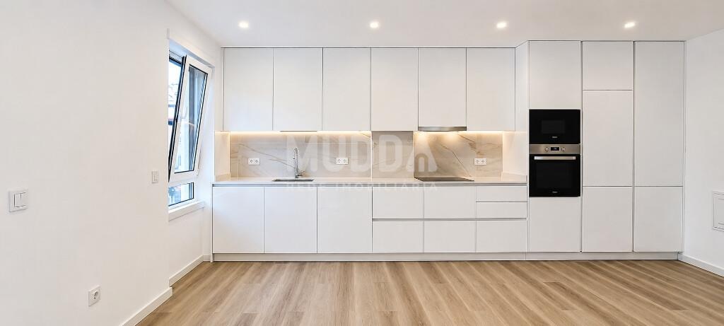 Apartamento T2+1 totalmente renovado na pitoresca vila da Nazaré