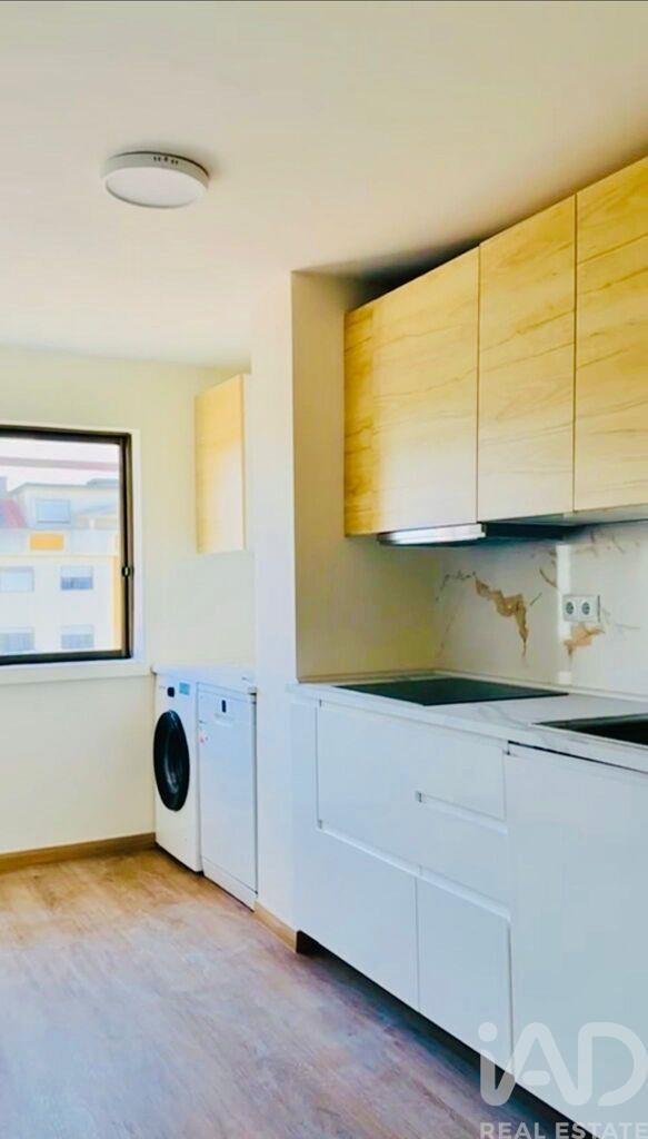 Apartment in Queluz - view 1