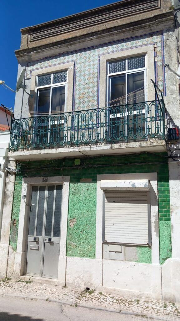 House in Lavradio - view 1
