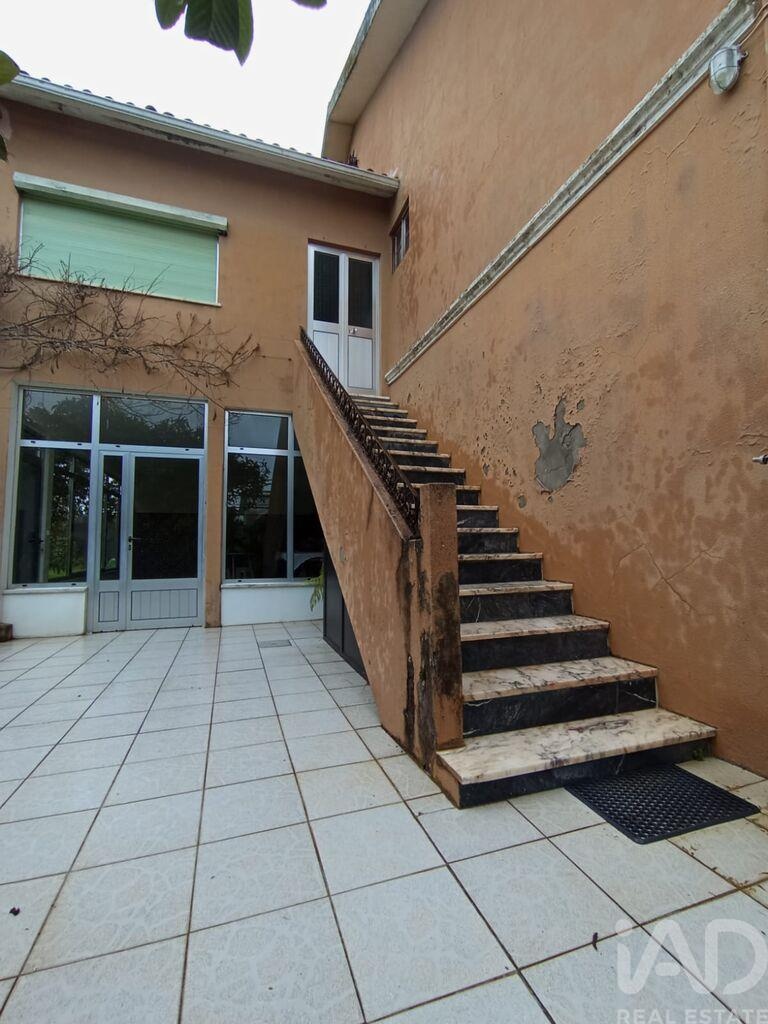 House in Corticeiro de Cima - Image 4