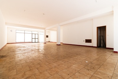 Loja para Comercio c/ 129m2 - S. Vicente (Braga)