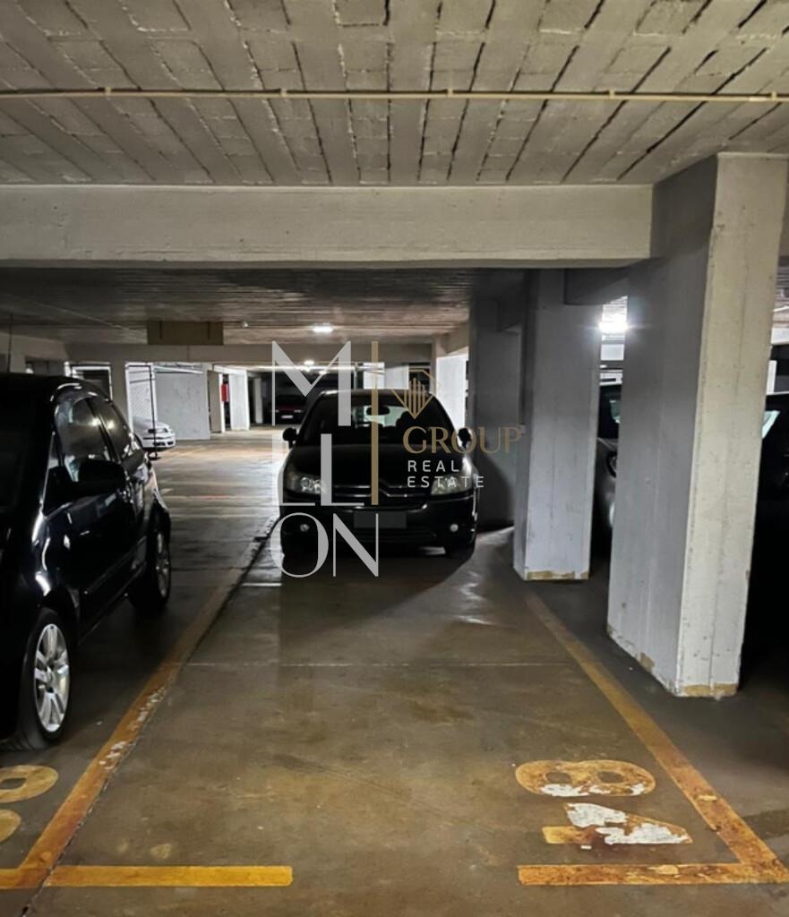 Estacionamentos à Venda – Edifício Elias Garcia, Centro do Funchal