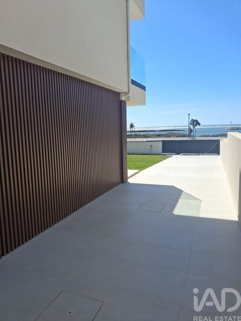 House in Esposende - Image 4