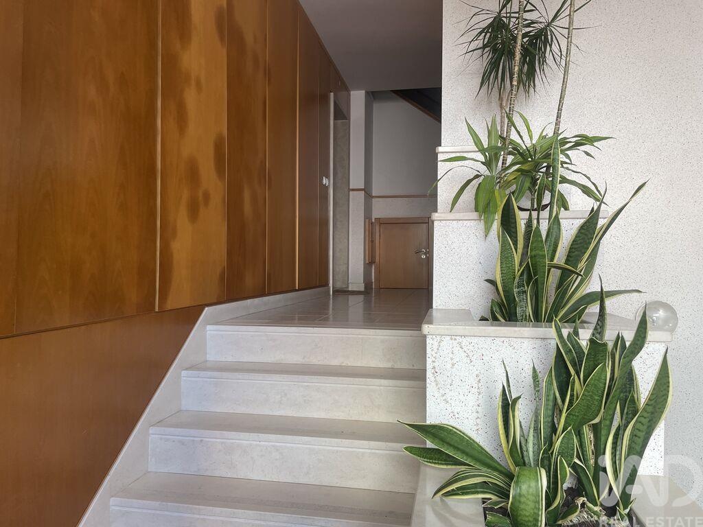 Apartment in Peniche - Image 2