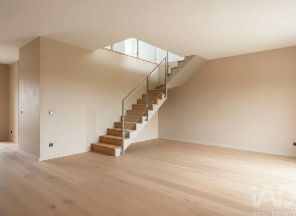 Apartment in Corroios - Image 2