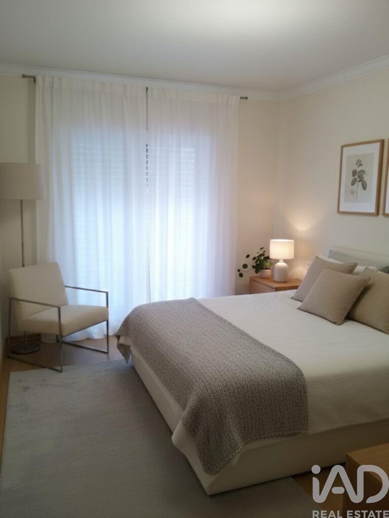 Apartment in Seixal - Image 4