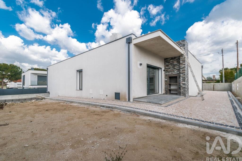 House in Leiria - view 1