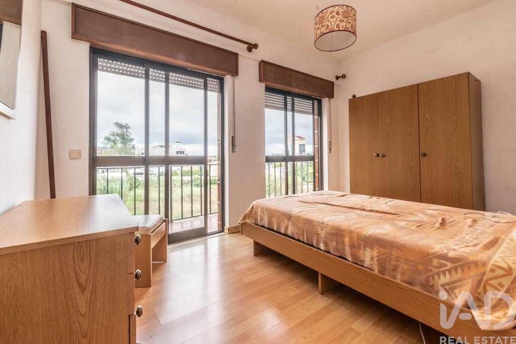 Apartment in Marinha Grande - view 1