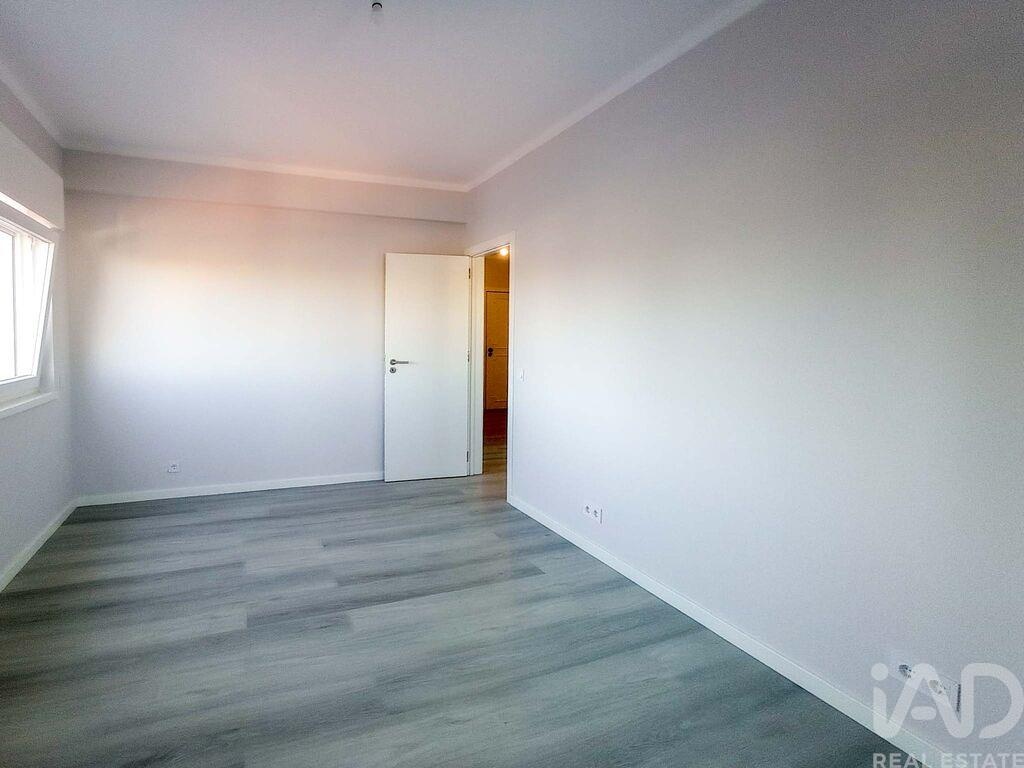 Apartment in Portimao - Image 3