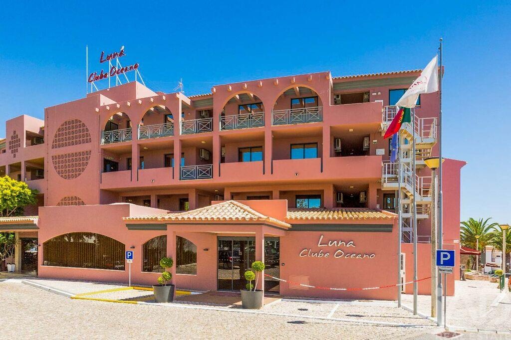 Apartment in Correeira - view 1