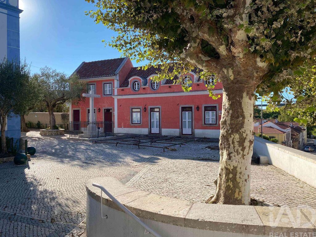 Apartment in Queluz - Image 5