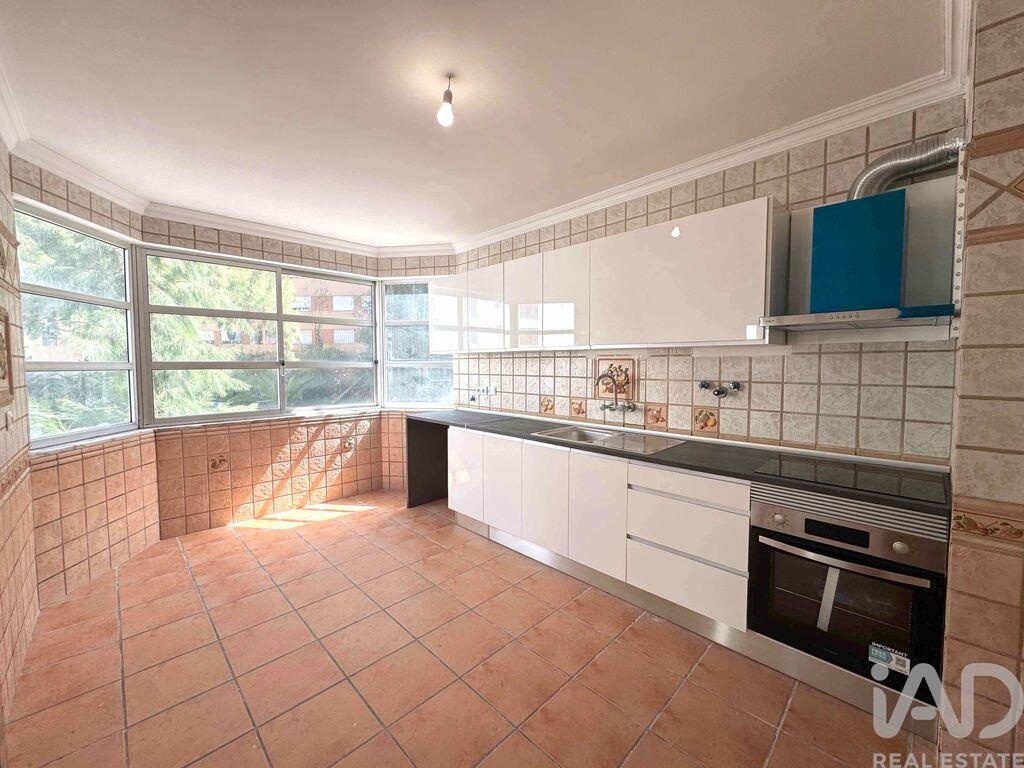 Apartment in Algueirao - view 1